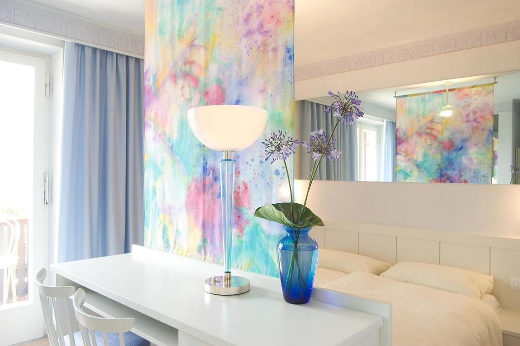 Maratscher Kunst & Kulturhotel Algund Buitenkant foto